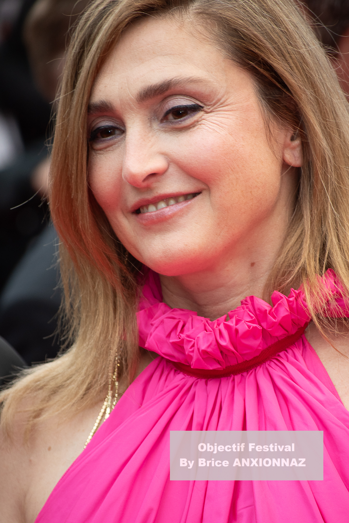 Photo de Kim Cattrall - Cannes2025 : Partir un jour red carpet lors de l'événement à cannes2025partirunjourredcarpet le 13 May 2025 par Brice ANXIONNAZ (Objectif Festival)
